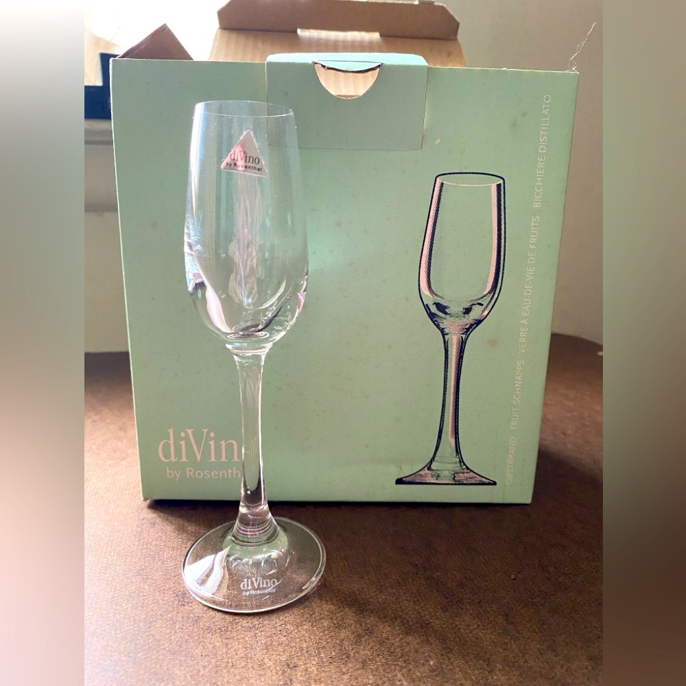 Rosenthal diVino Fruit Schnapps flutes. Set of 6. Never used